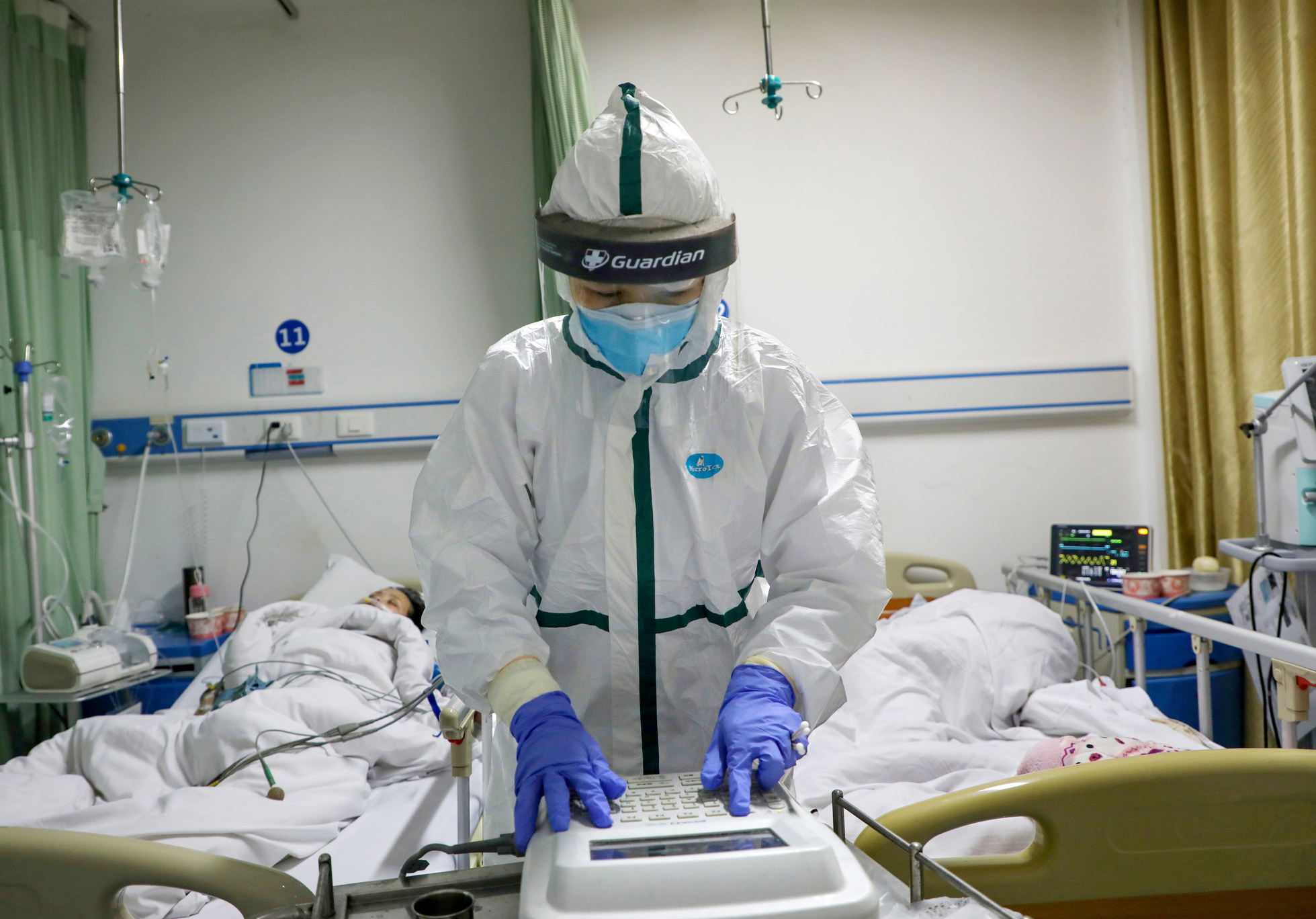 Thế giới có thể kiểm soát được virus corona trong tháng này

